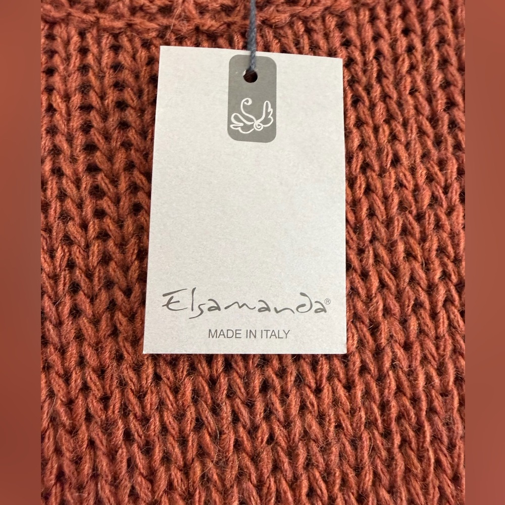 🆕 Elsamanda Elegant Brown and Cream Striped Sweater - Picture 6 of 7